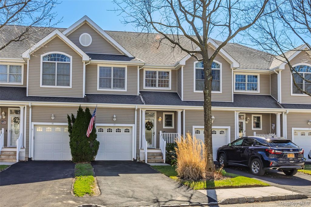 86 Brianna Drive, East Setauket, NY 11733