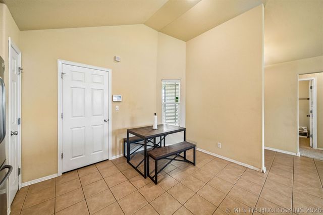 2212 E Elmira Street, Broken Arrow, OK 74012