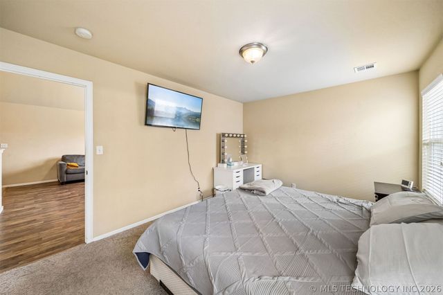 2212 E Elmira Street, Broken Arrow, OK 74012