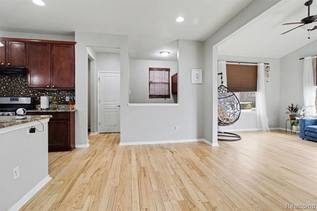 2417 Premier Lane, Canton, MI 48188