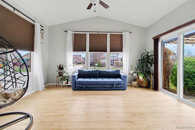 2417 Premier Lane, Canton, MI 48188