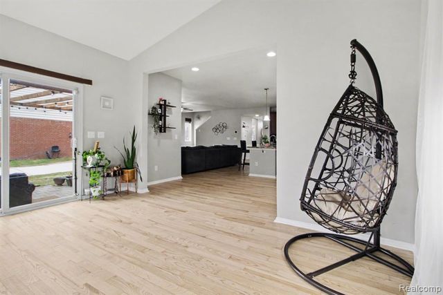 2417 Premier Lane, Canton, MI 48188