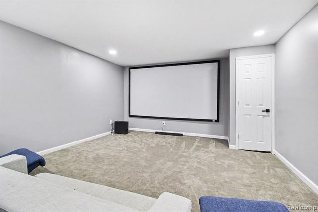 2417 Premier Lane, Canton, MI 48188