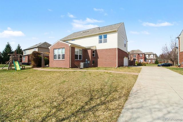 2417 Premier Lane, Canton, MI 48188