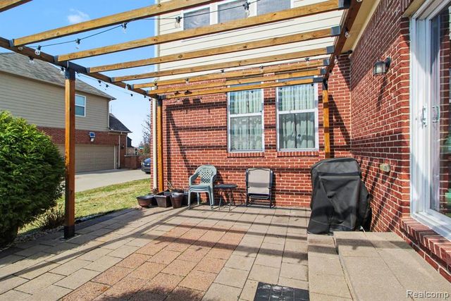 2417 Premier Lane, Canton, MI 48188