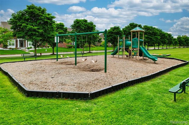 2417 Premier Lane, Canton, MI 48188