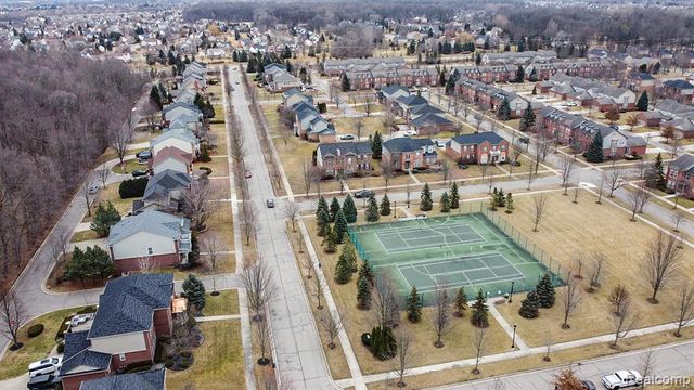 2417 Premier Lane, Canton, MI 48188