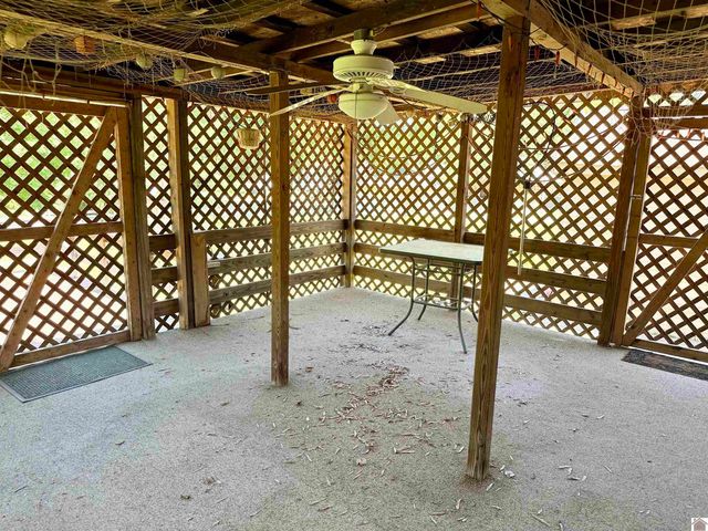 328 Head St, Paris, TN 38242
