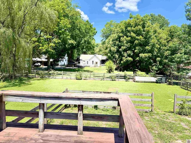 328 Head St, Paris, TN 38242