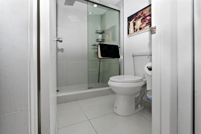 1880 S Ocean Drive Ts705, Hallandale Beach, FL 33009