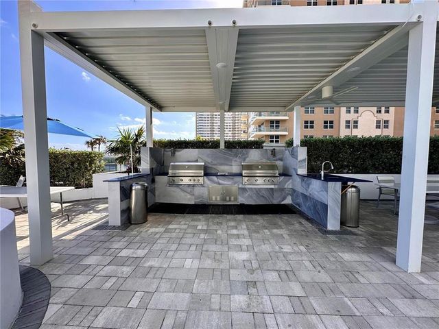 1880 S Ocean Drive Ts705, Hallandale Beach, FL 33009