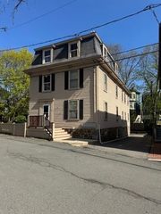 15 Harris 2, Marblehead, MA 01945