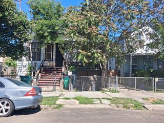 727 E Lindsay St, Stockton, CA 95202