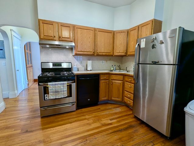 21 Westbourne Ter 3, Brookline, MA 02446