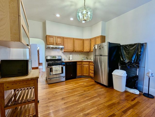 21 Westbourne Ter 3, Brookline, MA 02446