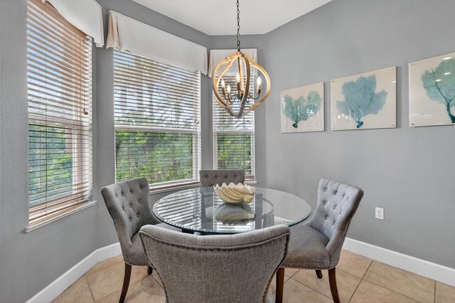 35 Ocean Crest Way, Palm Coast, FL 32137