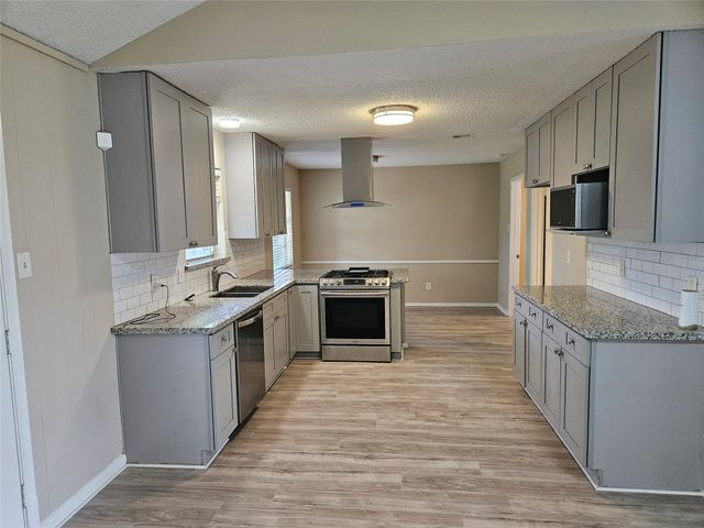 1402 New Orleans Street, Deer Park, TX 77536