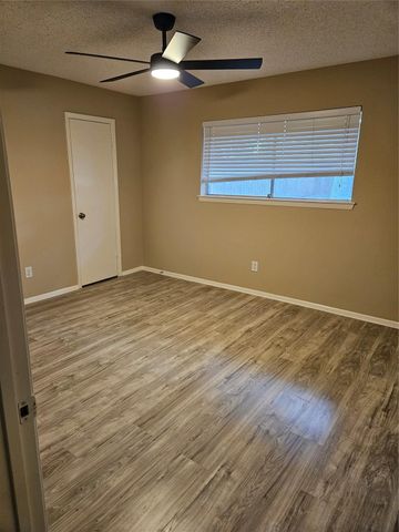 1402 New Orleans Street, Deer Park, TX 77536