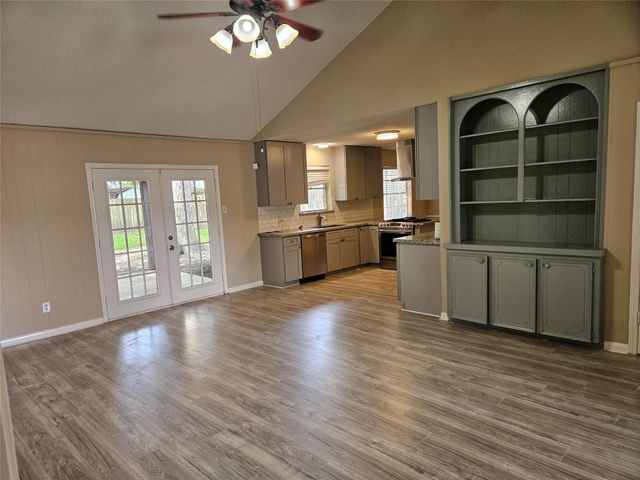 1402 New Orleans Street, Deer Park, TX 77536