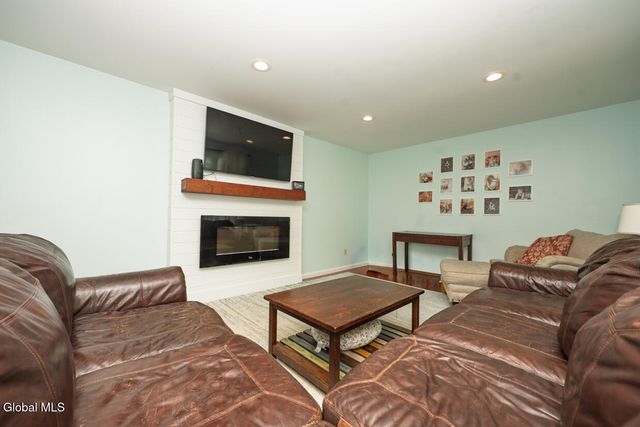 217 Middletown Road, Waterford, NY 12188