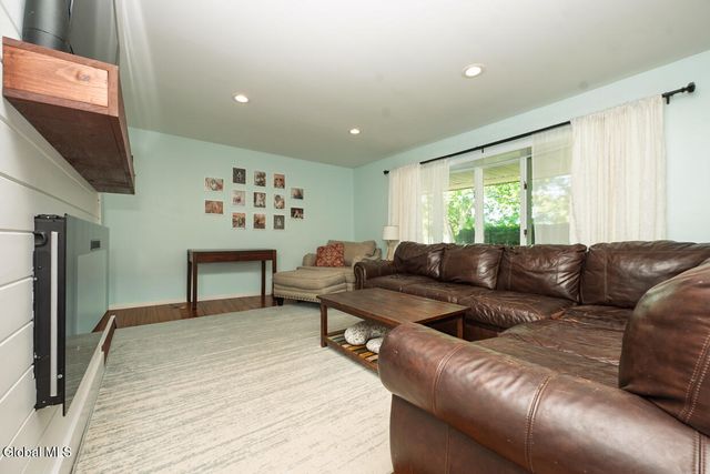 217 Middletown Road, Waterford, NY 12188