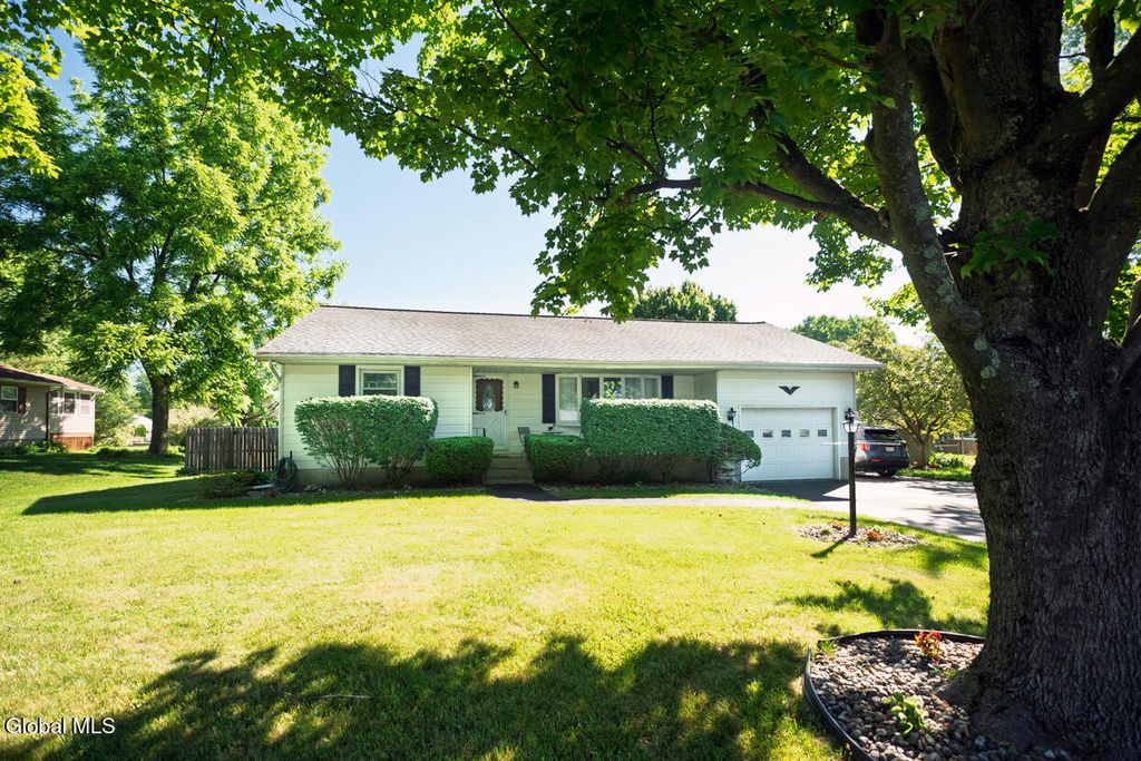 217 Middletown Road, Waterford, NY 12188