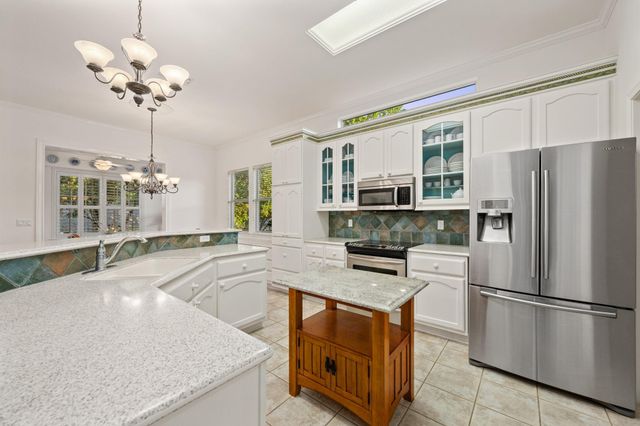 103 Black Walnut CIR, Georgetown, TX 78633
