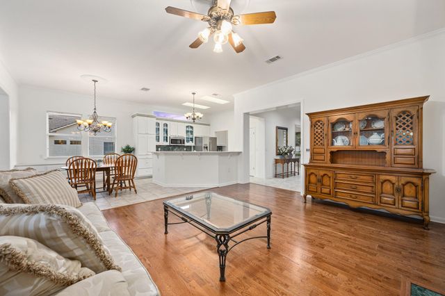 103 Black Walnut CIR, Georgetown, TX 78633