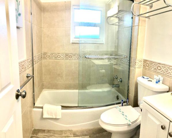 226 S Palmway 1, Lake Worth Beach, FL 33460