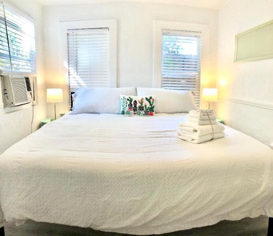 226 S Palmway 1, Lake Worth Beach, FL 33460