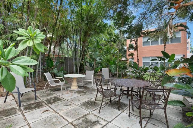 226 S Palmway 1, Lake Worth Beach, FL 33460