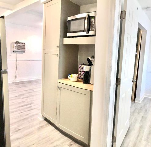 226 S Palmway 1, Lake Worth Beach, FL 33460