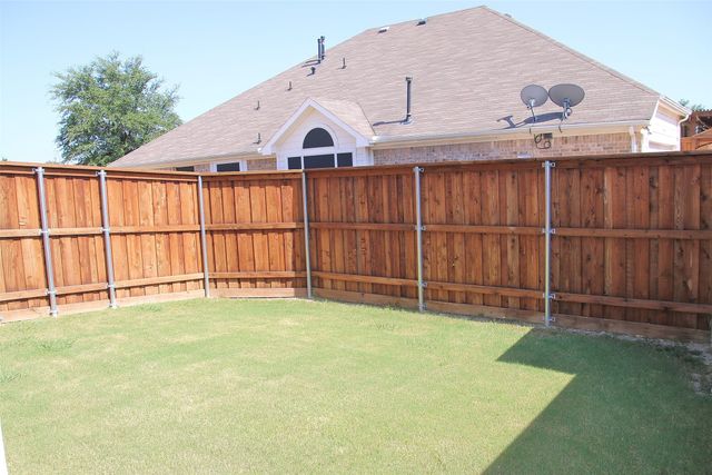 9205 Regal Oaks Drive, Mckinney, TX 75072