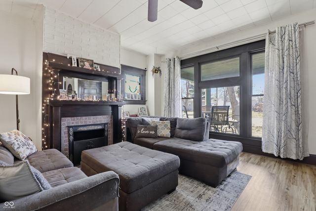 598 Kentucky Street, Franklin, IN 46131