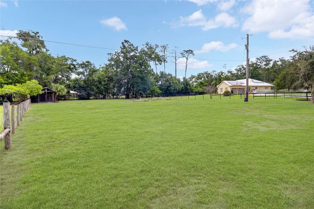 150 NE 49TH STREET, Ocala, FL 34479