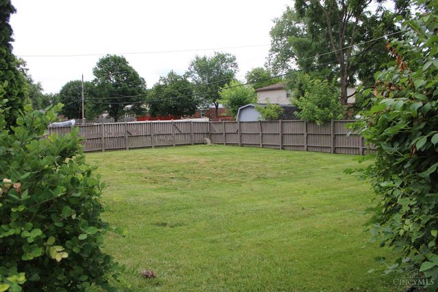 903 Clearfield Lane, Springdale, OH 45240
