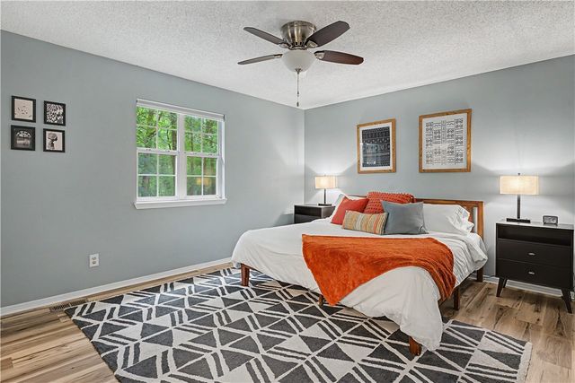 99 Westbury Drive, Bella Vista, AR 72714