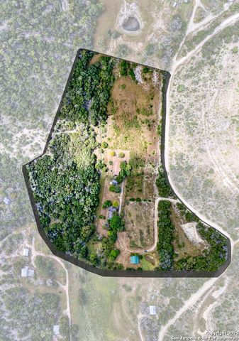 130B Peek Ranch, Comfort, TX 78013