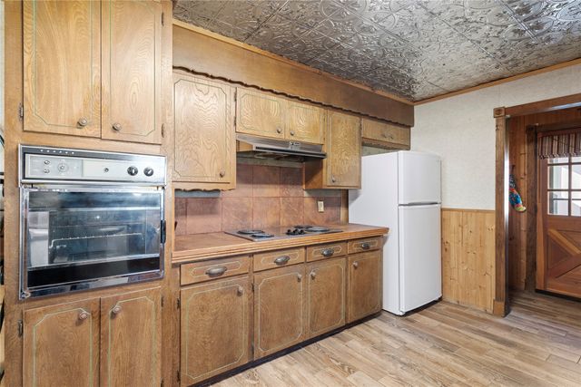 160 County Road 2202, Greenville, TX 75402