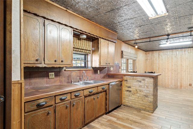 160 County Road 2202, Greenville, TX 75402