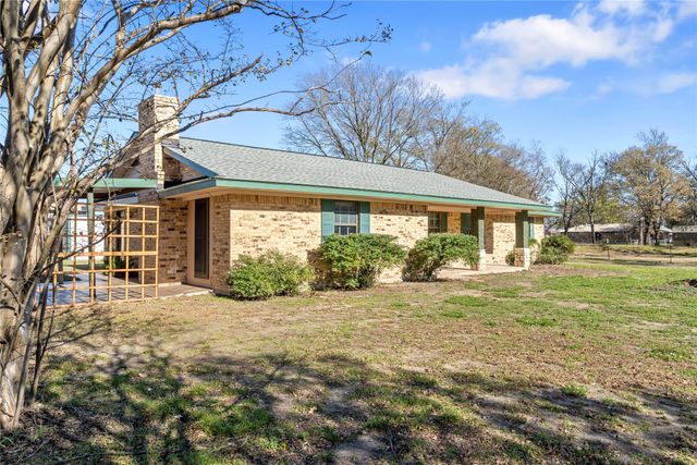 160 County Road 2202, Greenville, TX 75402