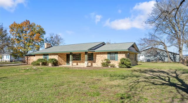 160 County Road 2202, Greenville, TX 75402