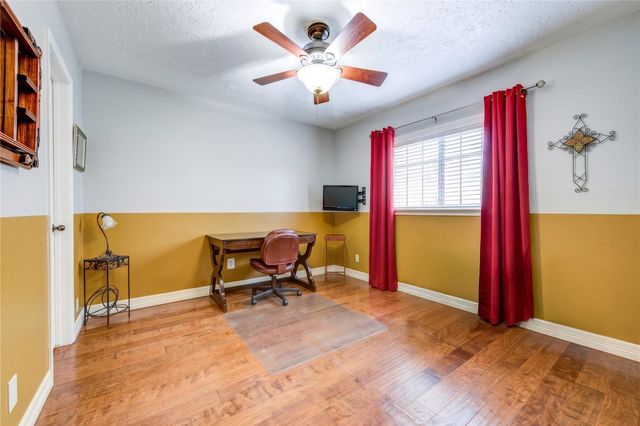 13323 Shaft Drive, Cypress, TX 77429