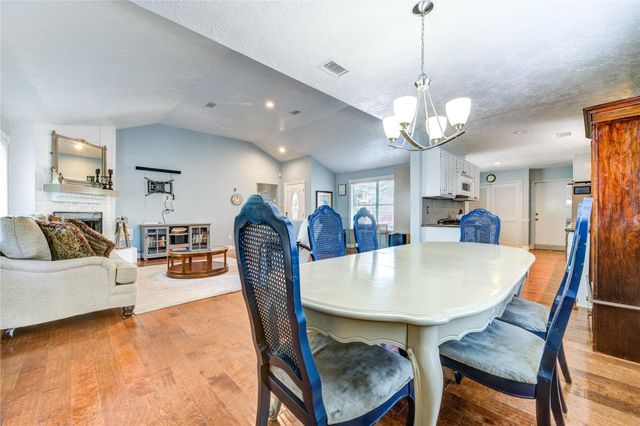 13323 Shaft Drive, Cypress, TX 77429