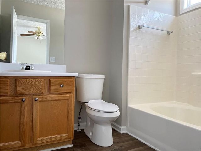 736 Bedford, Woodstock, GA 30188