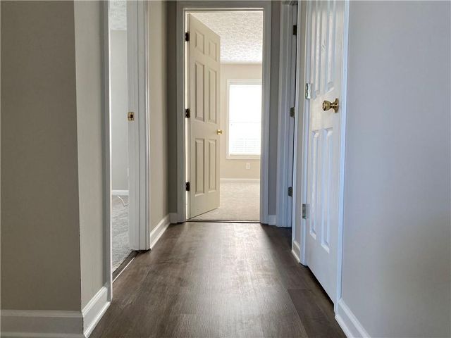 736 Bedford, Woodstock, GA 30188