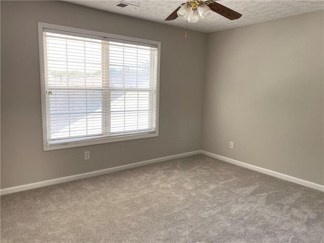 736 Bedford, Woodstock, GA 30188