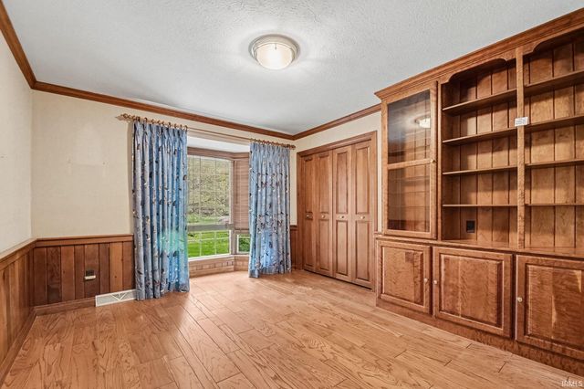 1605 Canton Drive, Goshen, IN 46526