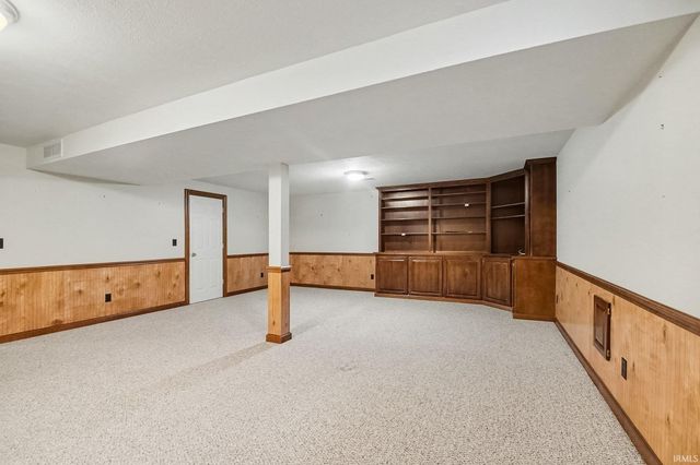 1605 Canton Drive, Goshen, IN 46526