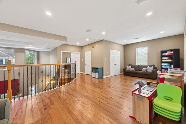 5349 Val Verde Street, Houston, TX 77056